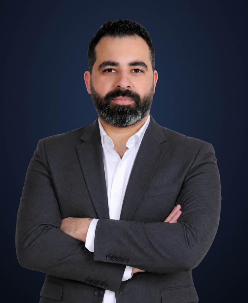 صورة م. نصر الدين