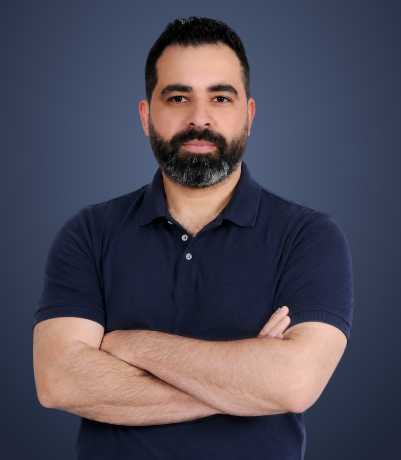 م. نصر الدين، مدرّب